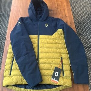 Scott Navy and Mustard Hooded Puffy Jacket Men's L